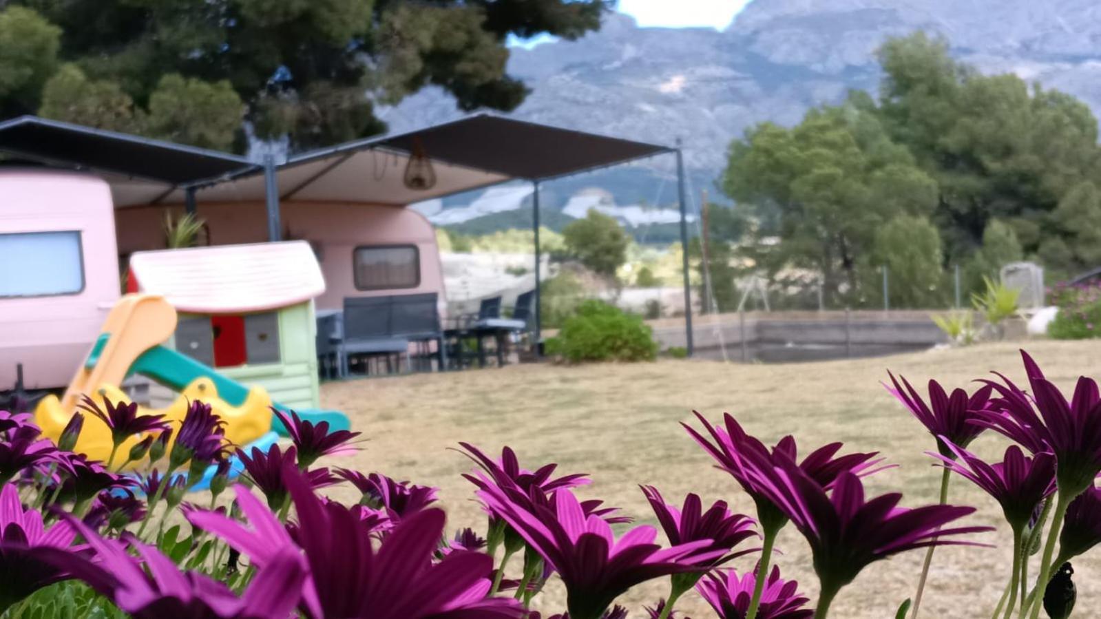 Caravana- Glamping Casa Tortuga La Nucía Szoba fotó